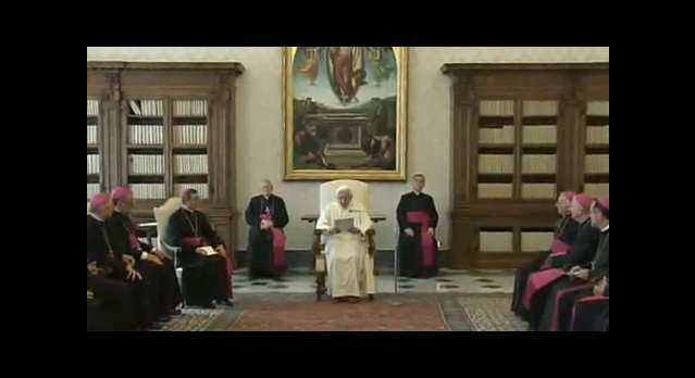 Benedikt XVI. : Die Kirche ist in der Eucharistie verwurzelt